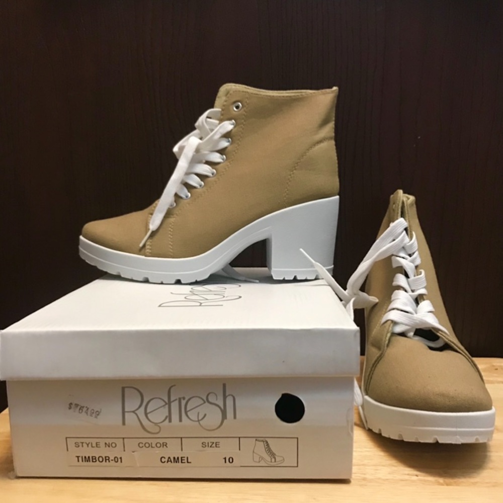NEW Camel Ankle Booties